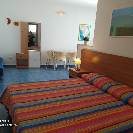 Samarcanda Camere E Appartamenti Porto Cesareo Buitenkant foto