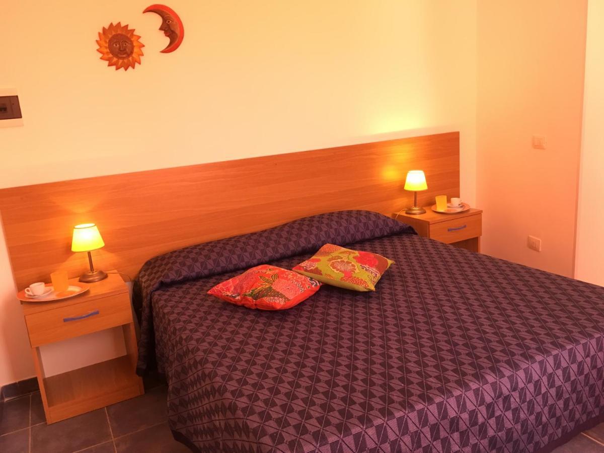 Samarcanda Camere E Appartamenti Porto Cesareo Buitenkant foto